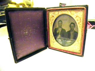 Antique Union Case Tin Type Two Civil War Soldiers One Missing Arm