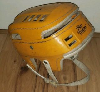 Vintage Former Cooper Skateboard Ice Hockey Helmet Jr.  Yellow Canada Rare