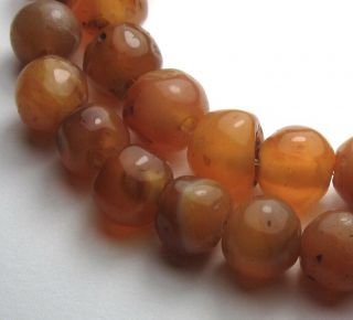 8 " Strand Of 39 Rare Old Small Banded Carnelian Agate Eye Beads