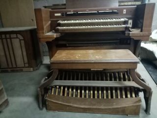 Everett Orgatron,  Antique Organ