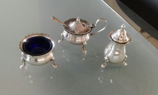 Antique Style Angora Epns Silver Plated 3 Piece Cruet Set With Blue Liners