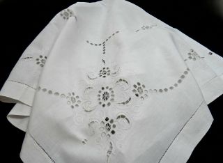 Vintage Cutwork Eyelet Embroidery Linen Tablecloth Teacloth 49x47 " Fine Handwork