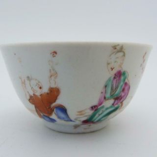 Chinese Mandarin Pattern Porcelain Tea Bowl,  18th Century