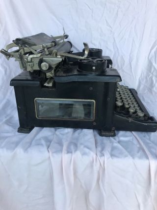 Antique Vintage Royal Model 10 Typewriter w/Beveled Glass Sides 3