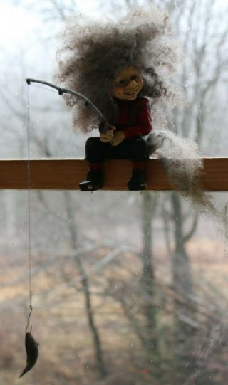 Fishing Troll Rare Gnome Candy Design Of Norway Figurine Sitting 47 22 57 16 37