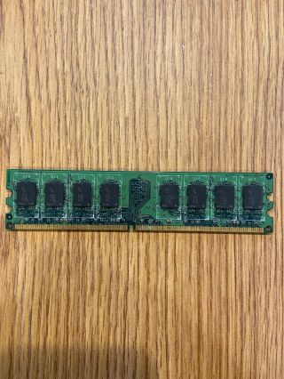 Rare DDR2 Crucial 4GB 240 - PIN UNBUFF DIMM 3
