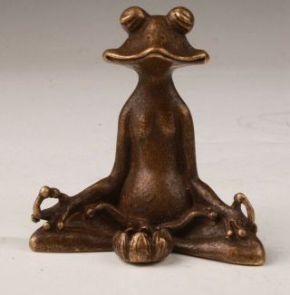 Old Bronze Hand - Cast Buddhist Frog Figurine Statue Spiritual Gift Collec Rare
