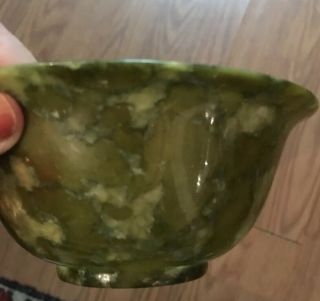 Fine vintage Chinese Mottled green jade bowl 2