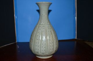 Rare Korean Goryeo Dynasty Celadon Vase