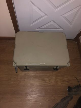 Yeti Tundra 50 Cooler In Desert Tan Rare Discontinued Size Barely.