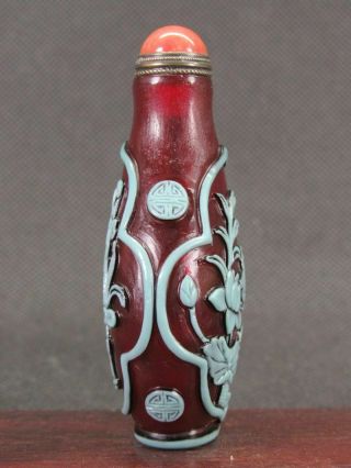 Chinese Mandarin Duck Carved Peking Overlay Glass Snuff Bottle 3