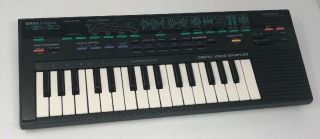 Vintage Yamaha PortaSound VSS - 30 Sampling Keyboard Rare 3