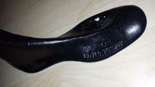 Vintage Antique Solid Cast Iron Cobbler ' s Boot Last Stand Removable Foot Part 2
