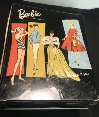 Vintage 1961 Ponytail Black Vinyl BARBIE Doll Case With 32 Clothes Items 3
