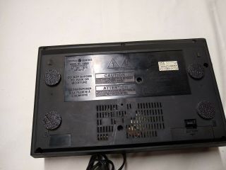 VINTAGE GE 7 - 4956B AM - FM Cassette Player Alarm Clock Radio wood grain AJP567 S44 3