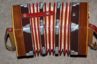 Good Antique 20 Key Concertina Renelli Accordion Double Reed C/g