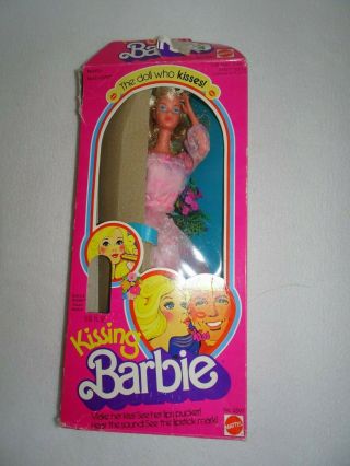 Vintage Kissing Barbie Doll 1978 No.  2597 Mattel