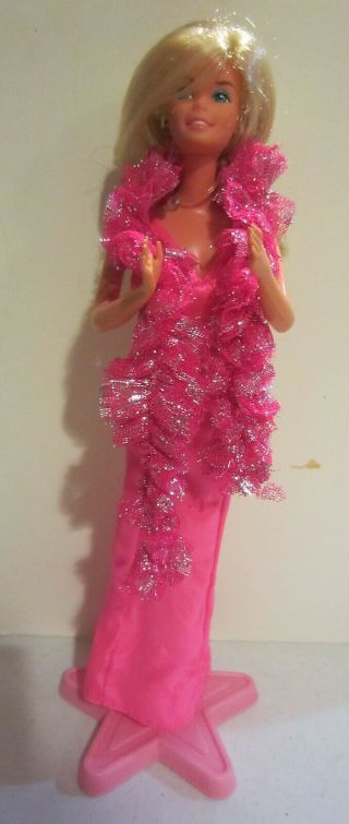 Vintage 1976 Mattel Superstar Barbie Doll