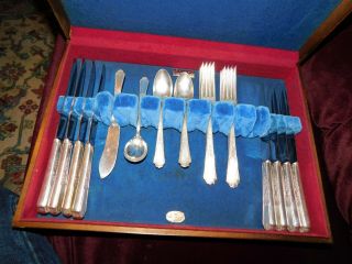1847 Rogers Bros.  Ancestral Silverplate 26 Piece Set In Wood Case
