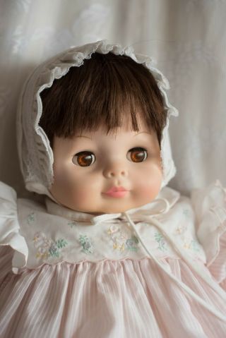 1965 Vintage Vogue 22 - 23 " Baby Dear (one) Brunette Doll - - Life Size Playpal - Type