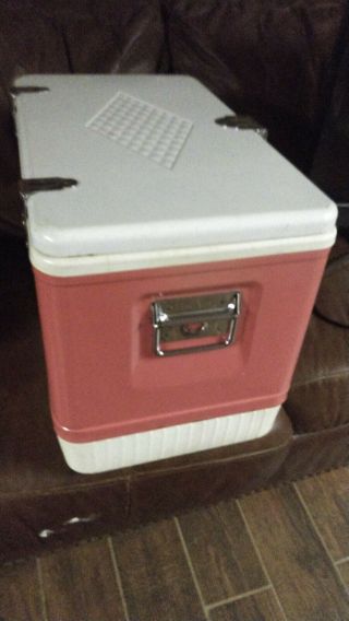 VINTAGE COLEMAN 1960 ' S RARE pink ICE Chest / COOLER 3