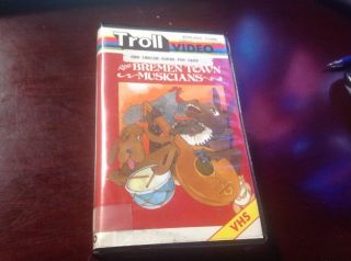 The Bremen Town Musicians,  Vhs,  Troll Video,  Rare,  Clamshell Library Box