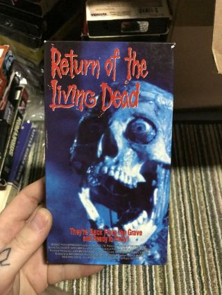 Return Of The Living Dead Horror Sov Slasher Rare Oop Vhs Big Box Slip