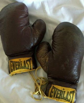 Antique Vintage Everlast Boxing Gloves 14 Ounce Set Old Great For Decor