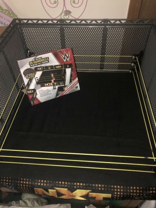 Rare - Real Scale Authentic Ring Wrestling Wwe With Cage And Accessories