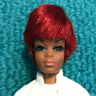 Vintage Barbie Mod Twist N Turn - Tnt Nurse Julia