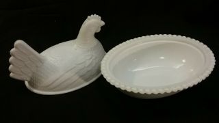Vintage/antique Milk Glass Hen On A Nest