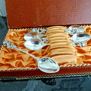Vintage Box Pretty German 835 Silver 5 Spoons Cast Floral Decoration 3.  7 Inches