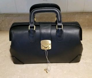 Black Leather Medical Doctors Bag.  With 2 Keys.