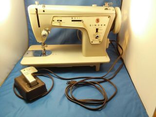 Antique/vintage Singer Sewing Machine,  Fashion Mate,  Model 237