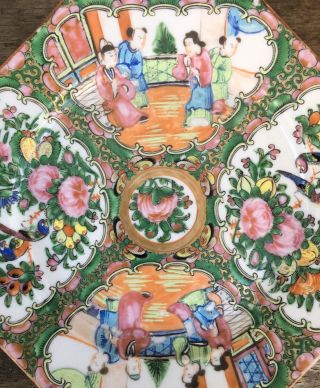 Antique Chinese Porcelain Rose Medallion Octagon Plate 9.  5” 2