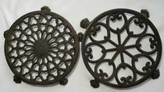 Set Of 2 Antique Lantz Cast Iron Trivets (5 - 18)