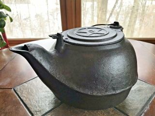 Antique Cast Iron 8 Tea Kettle Teapot Swinging Star Lid W/ Handle Gatemarked