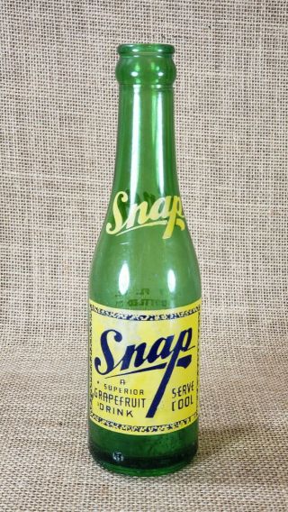 Snap Grapefruit Drink Vintage Green Glass 7 Oz.  Soda Bottle 1973 Moline,  Il Rare