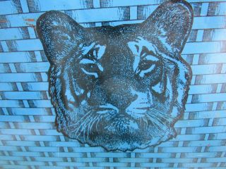 RARE VINTAGE BLUE TIGER CHEWING TOBACCO TIN LUNCHBOX ANTIQUE METAL SIGN 2