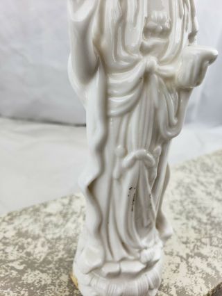 Vintage Chinese Blanc De Chine Porcelain Figurine 3