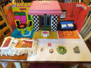 Vintage 1968 Mattel Barbie Family House With All Furniture