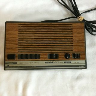 Vintage General Electric Digital Radio Alarm Clock Model 7 - 4624B 2