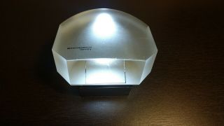 Lighted Reading Illuminated Magnifier Rare 2.  2x Eschenbach Makrolux Bright Field