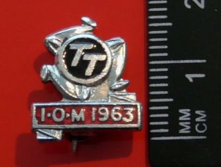 Rare Small Enamel Pin Badge Isle Of Man Iom Tt Motorbike Motorcycle Sport 1963
