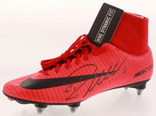 Cristiano Ronaldo Signed Nike Mercurial Soccer Cleat Beckett - Rare Color