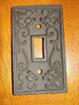 Vintage Cast Iron - Metal Single Light Switch Plate Cover Carved W/o Screws
