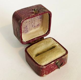 Antique Victorian Burgandy Colour Jewellery Ring Box - Brass Catch