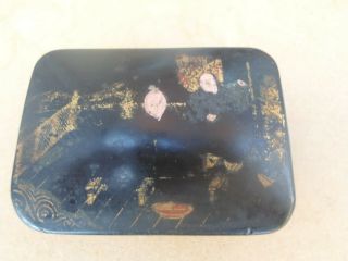 Antique Small Chinese / Japanese Lacquer Trinket ? Box