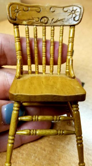 Dollhouse Miniature Wooden Chair / Kitchen / Desk / Scale 1:12