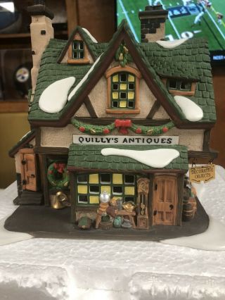 Dept 56 Dickens Village Series - 1996 QUILLY ' S ANTIQUES 58348 RETIRED 1999 2